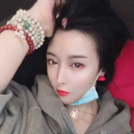 骚女长腿模特儿