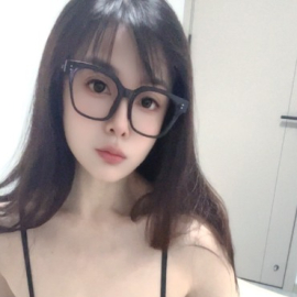 吴中粉嫩宝贝月儿